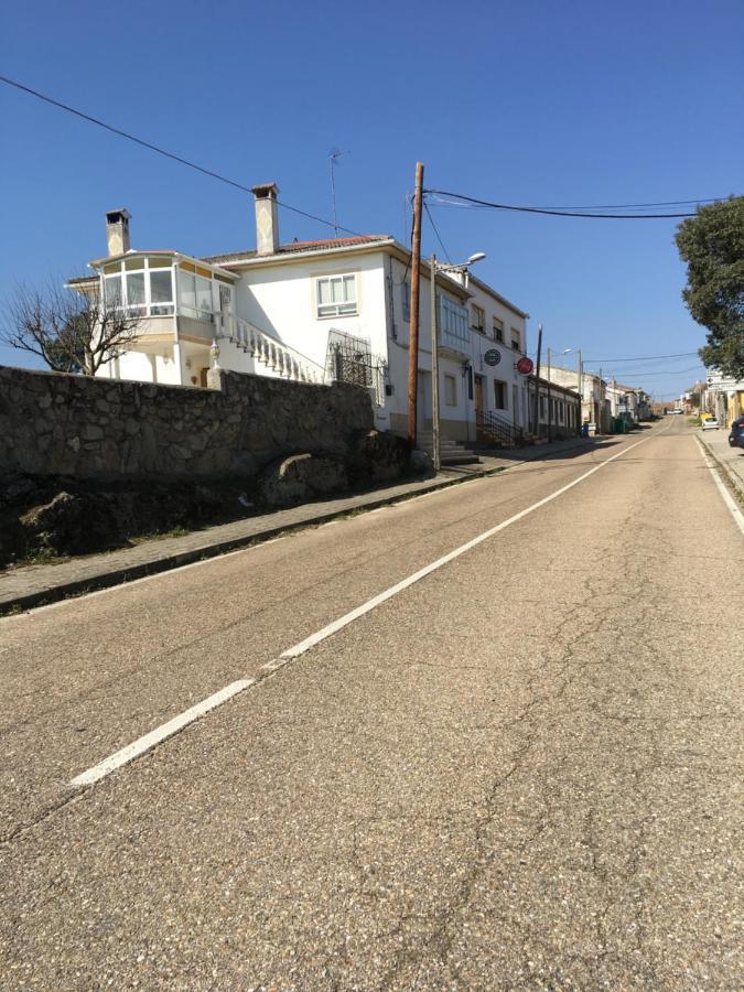 Moralina Villa Entre Encinas מראה חיצוני תמונה