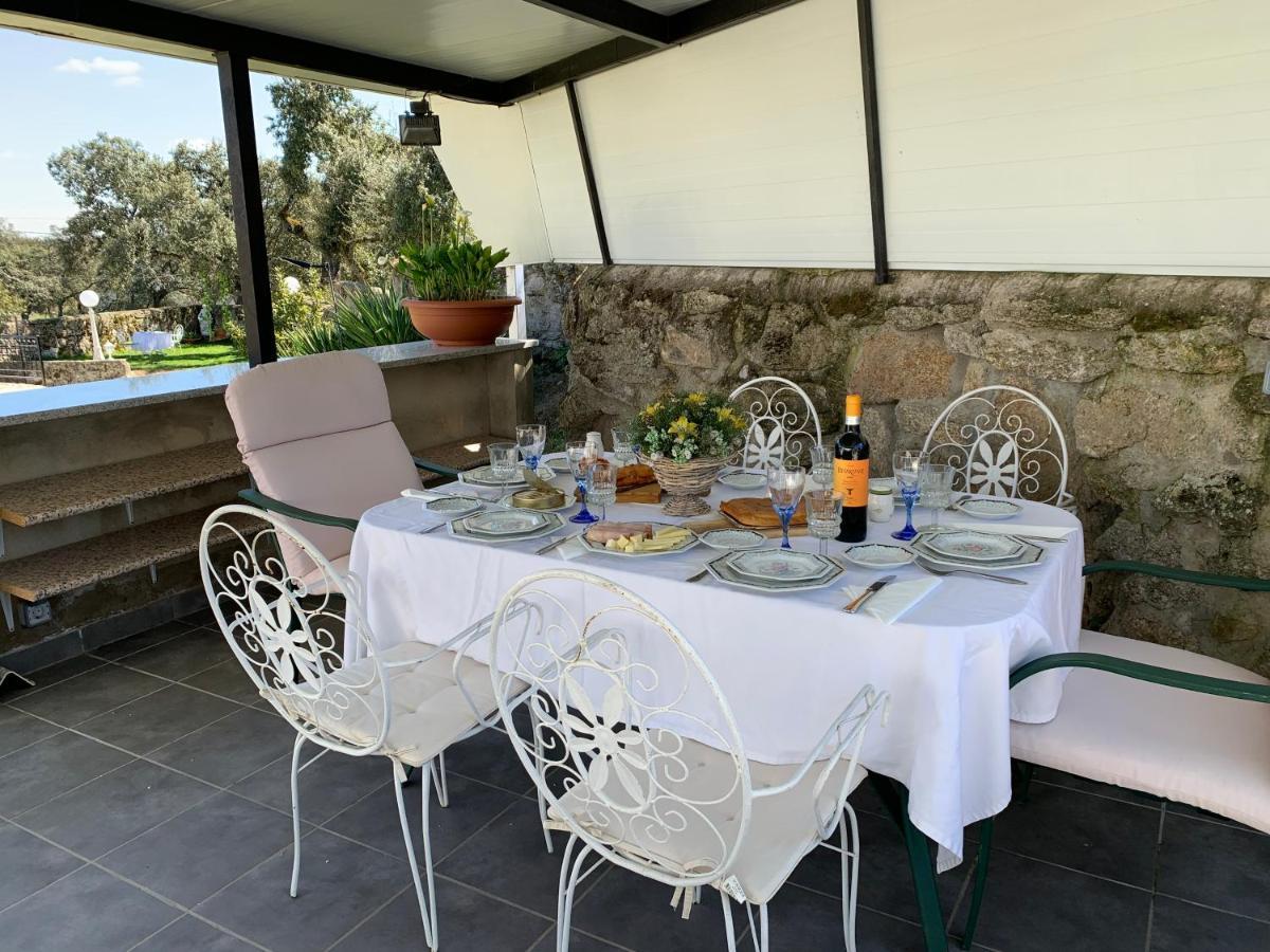 Moralina Villa Entre Encinas מראה חיצוני תמונה
