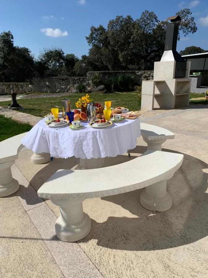 Moralina Villa Entre Encinas מראה חיצוני תמונה