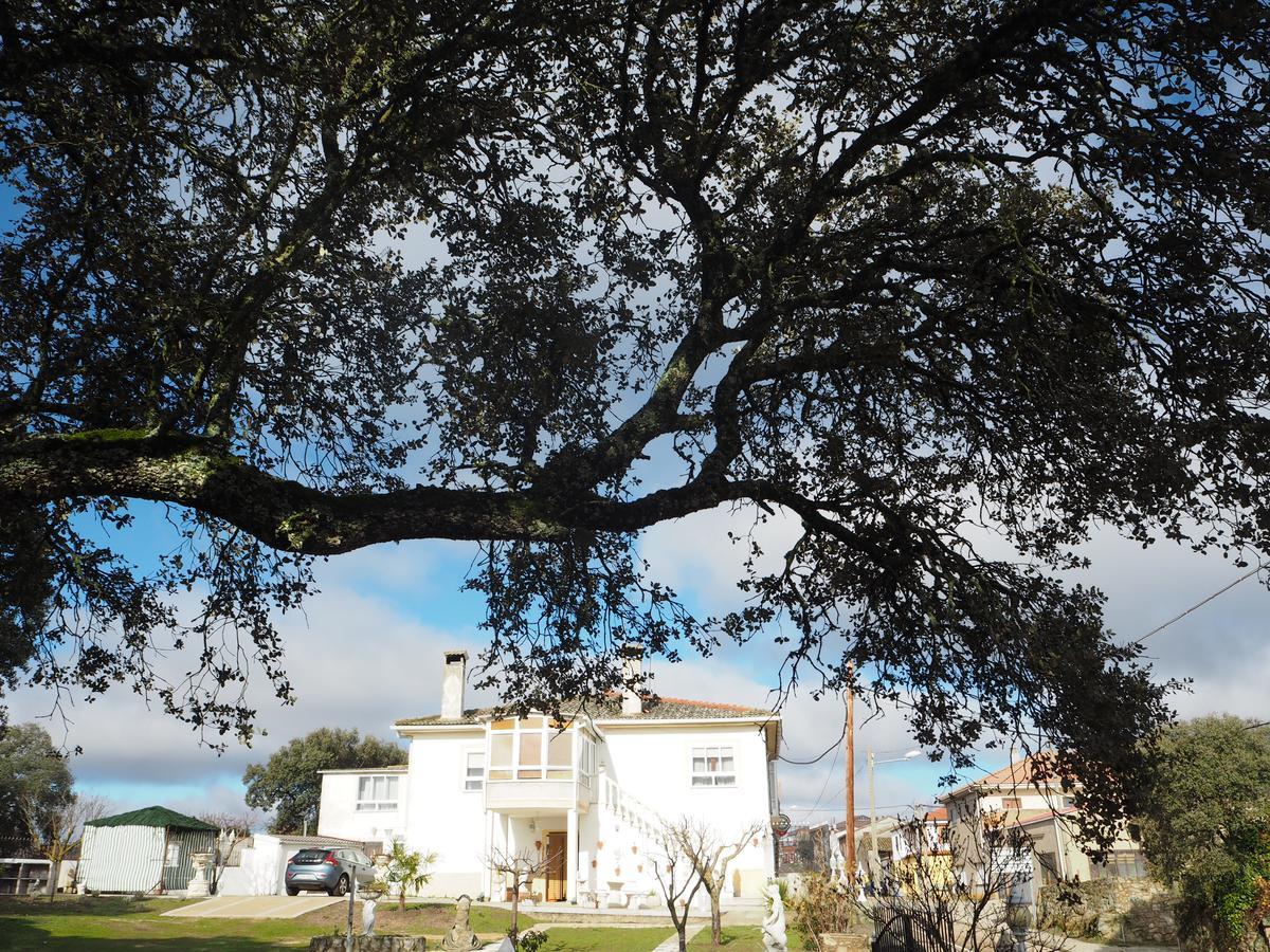 Moralina Villa Entre Encinas מראה חיצוני תמונה